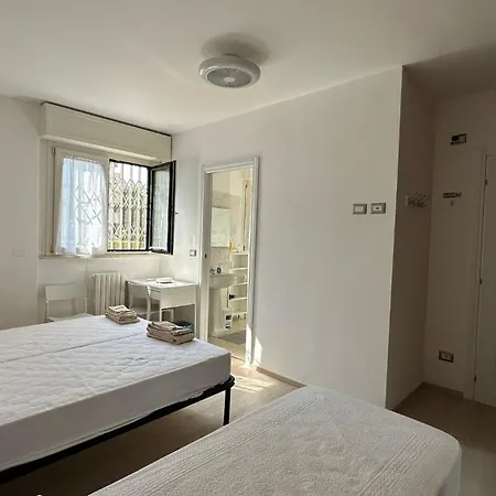 Acomodação com café da manhã  D'ambrosio 3*