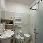 D'ambrosio 3* מילאנו