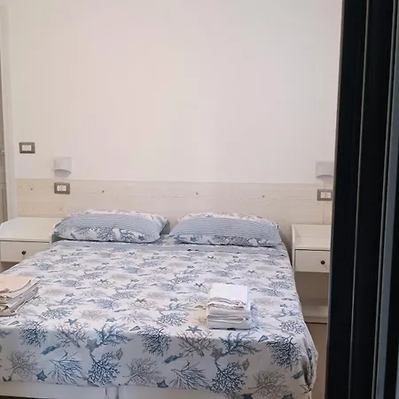לינה וארוחת בוקר D'ambrosio 3*